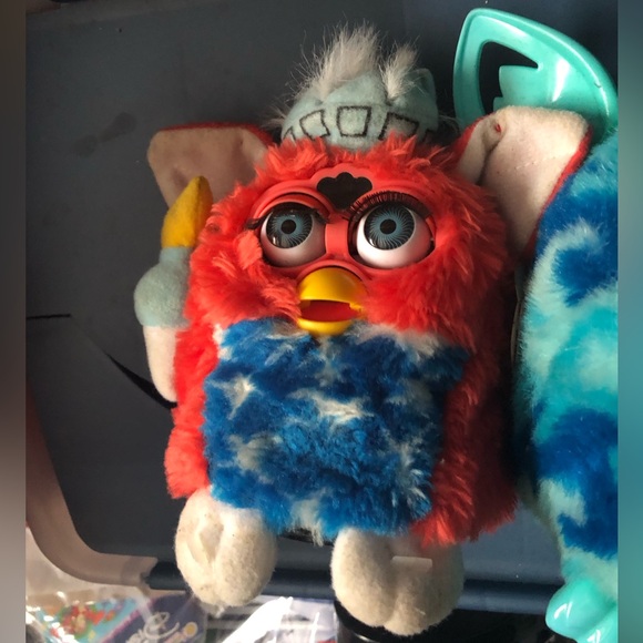 🇺🇸Two Furby Bundle- 755 $50 or $45 w/offer* - will accept return if do not work - Picture 3 of 6